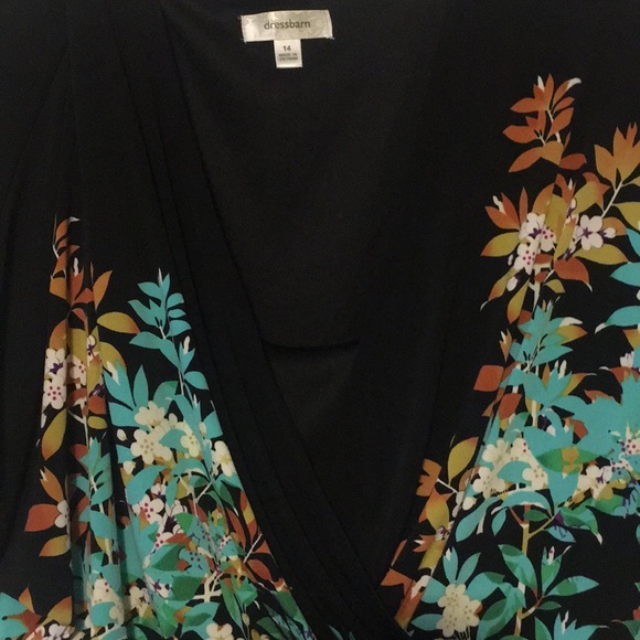 Black and floral knit dress - Picture 3 of 3